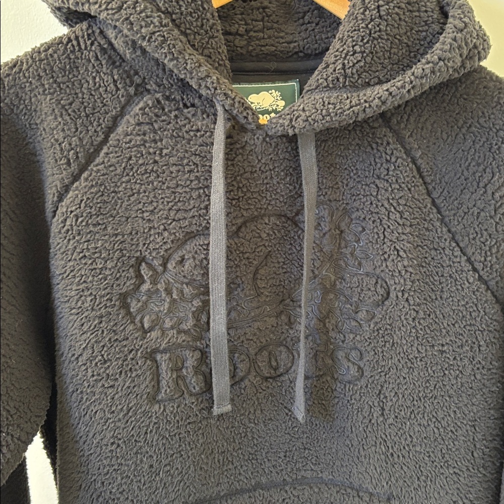 ROOTS Black Sherpa Hoodie, Sz Small. - Picture 4 of 11